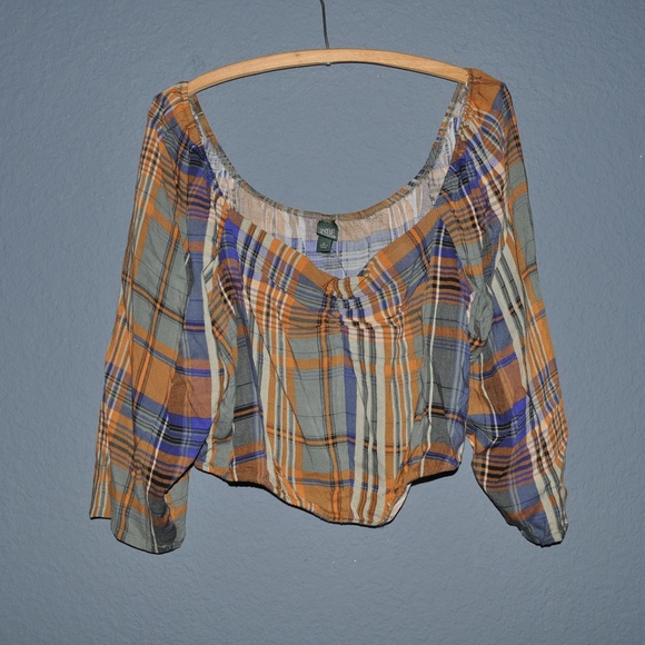 wild fable Tops - New WILD FABLE Plaid Puff Sleeve Ruched Front Top